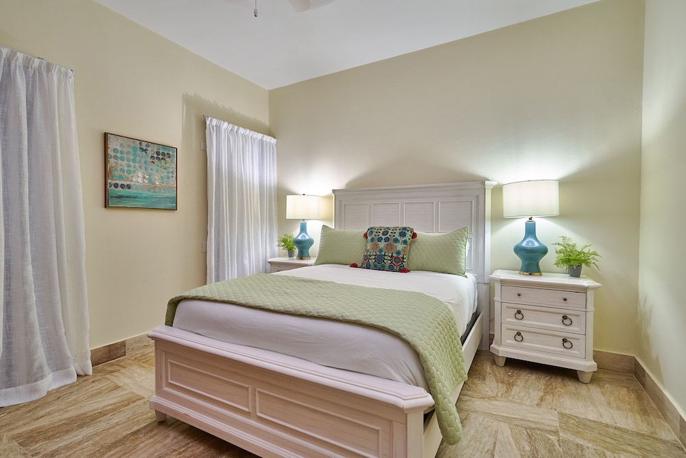 Costa Atlantica Beach Condos