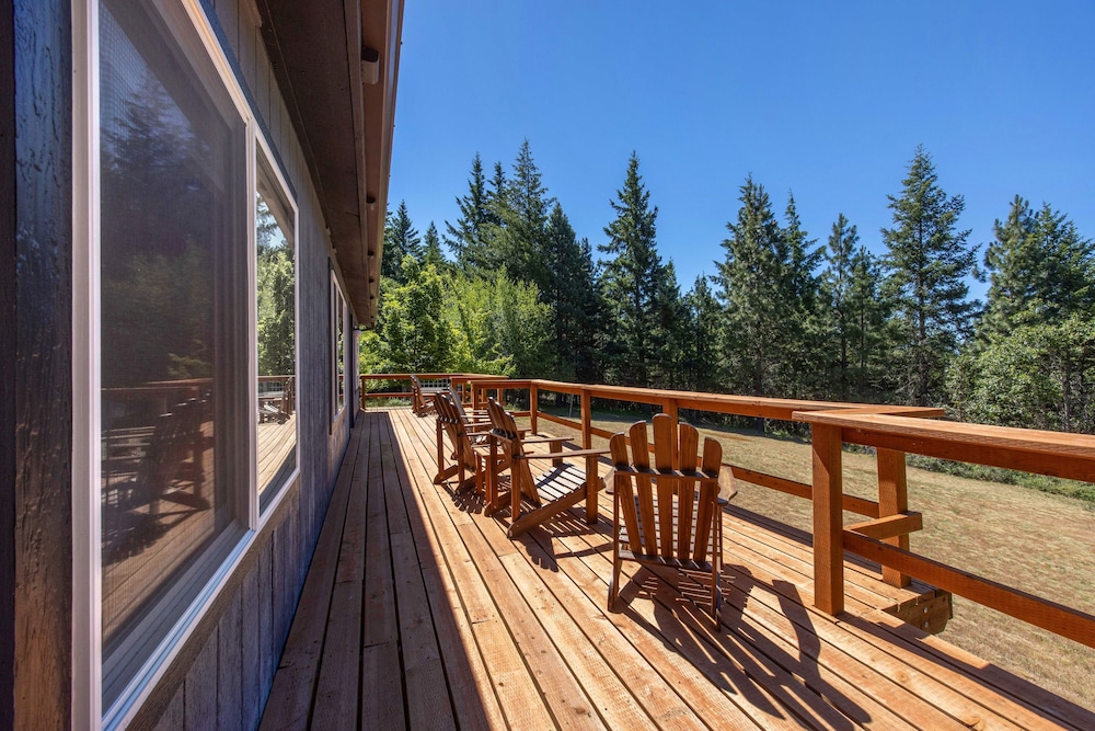 Orchard Haven Combo 6 Bedroom Home by RedAwning