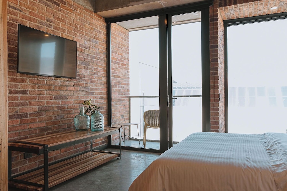 3450 Living