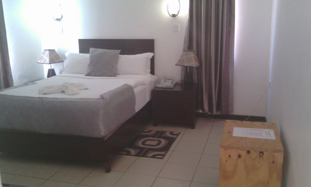 Mikelele Motel