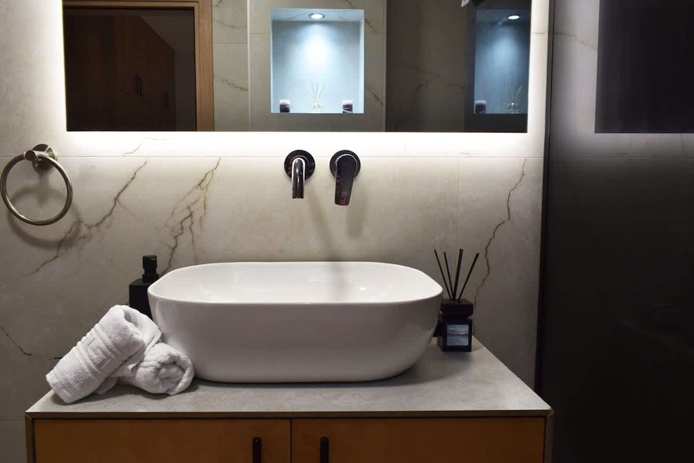 Lavish Living Suite Heraklion Crete
