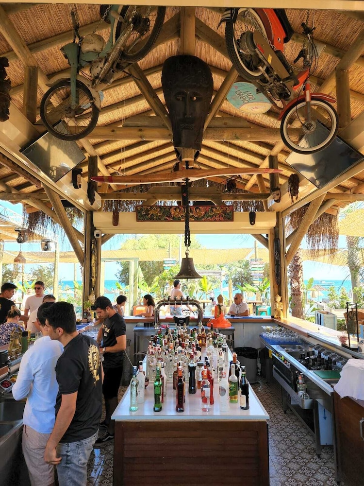 Kefi Beach ve Süitler - Image 58