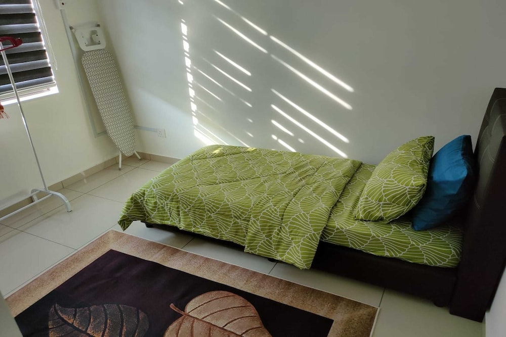 OYO Homes 90611 Homestay D'emas photo 8