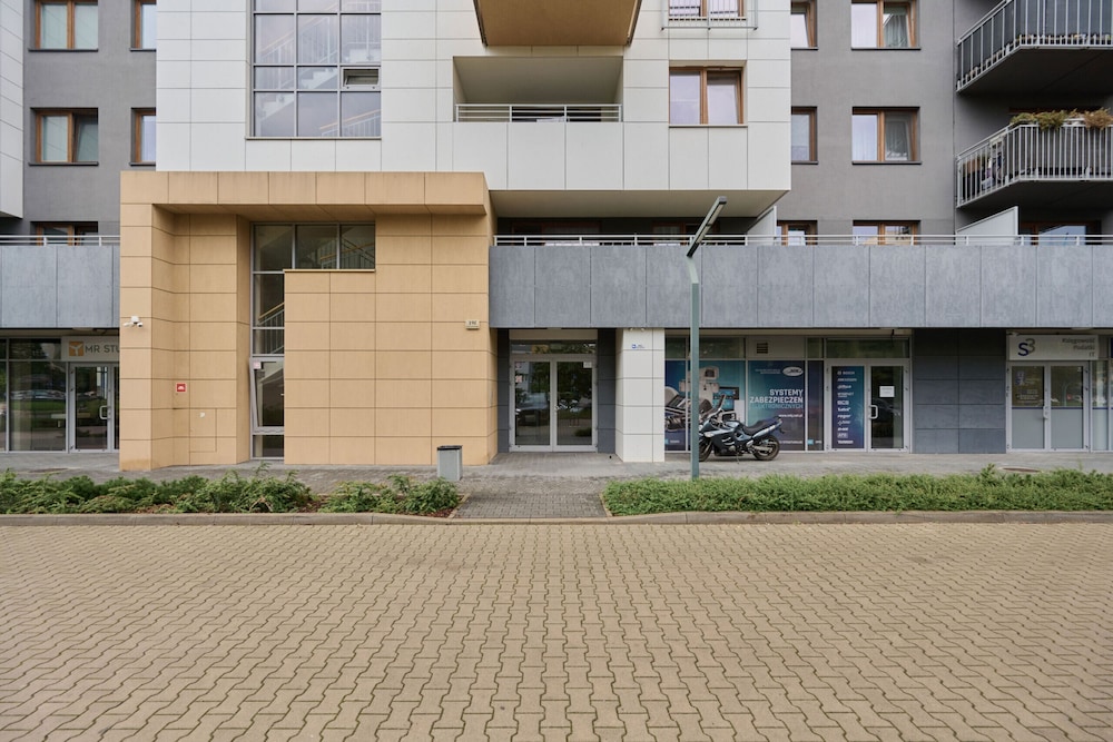 Drzewieckiego Apartments by Renters view 5