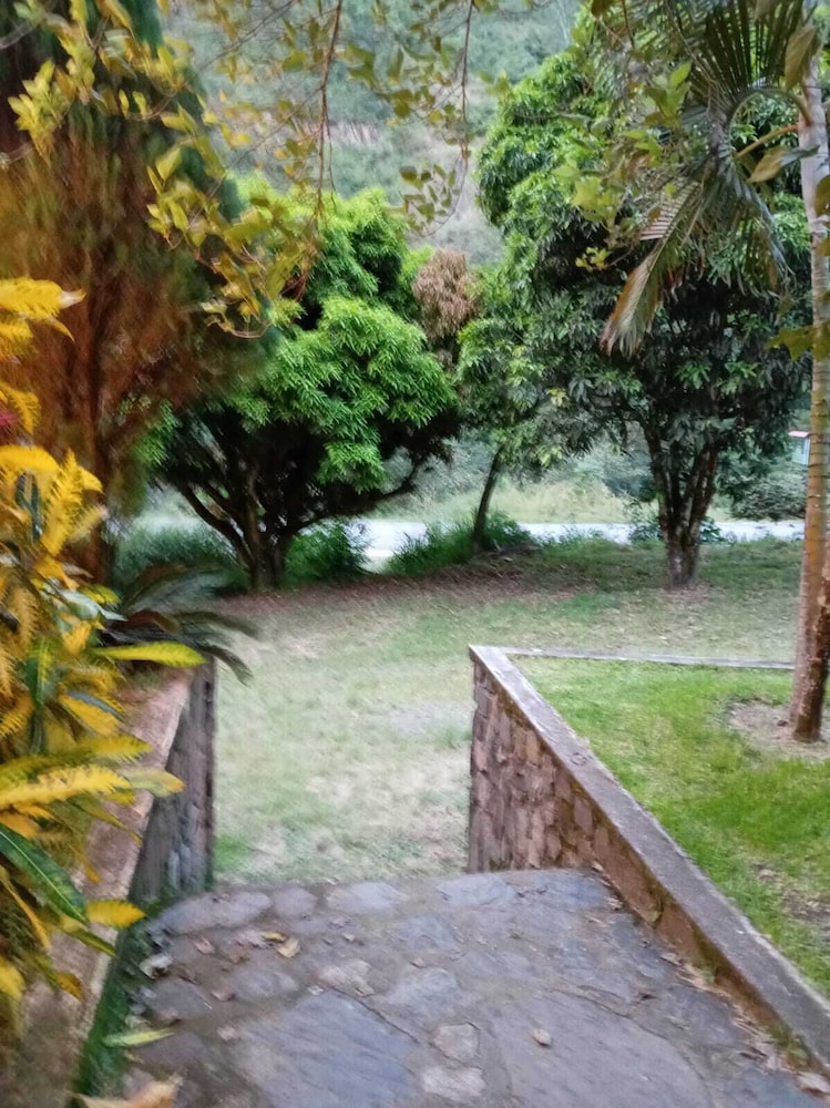 www.ecoterralodge.com