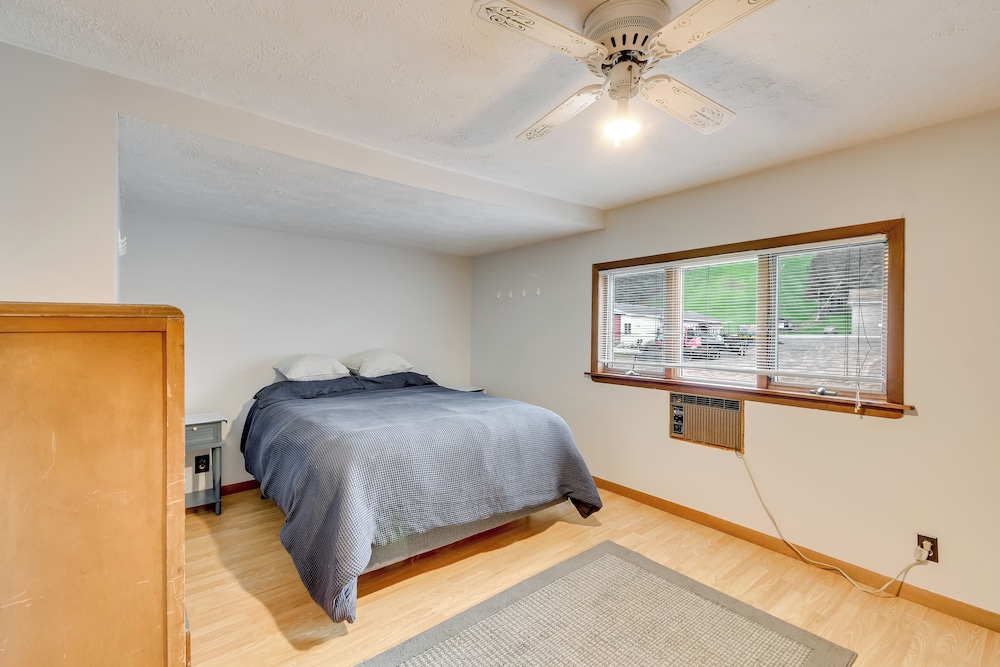 Fishing Pond & Spacious Yard: Quiet Home in Sodus!