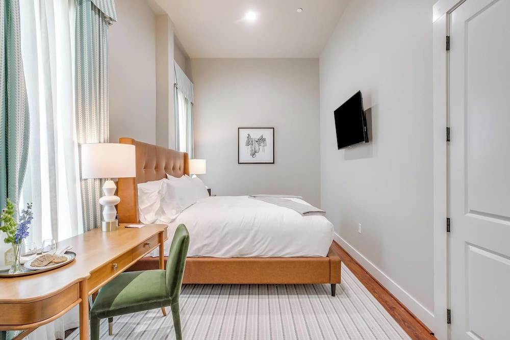 Nutt House Hotel