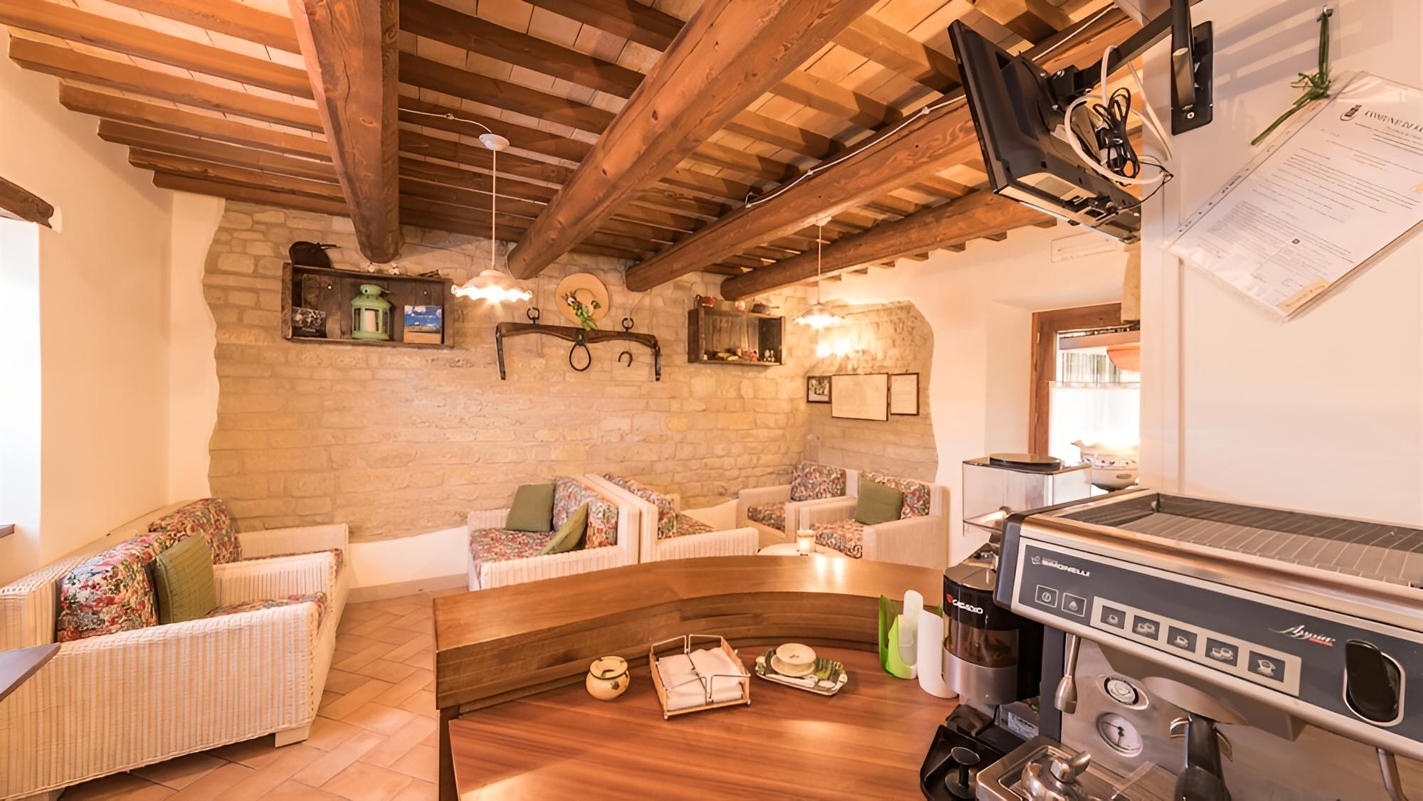 Le Fontanelle 15 in Sant Ippolito photo 4