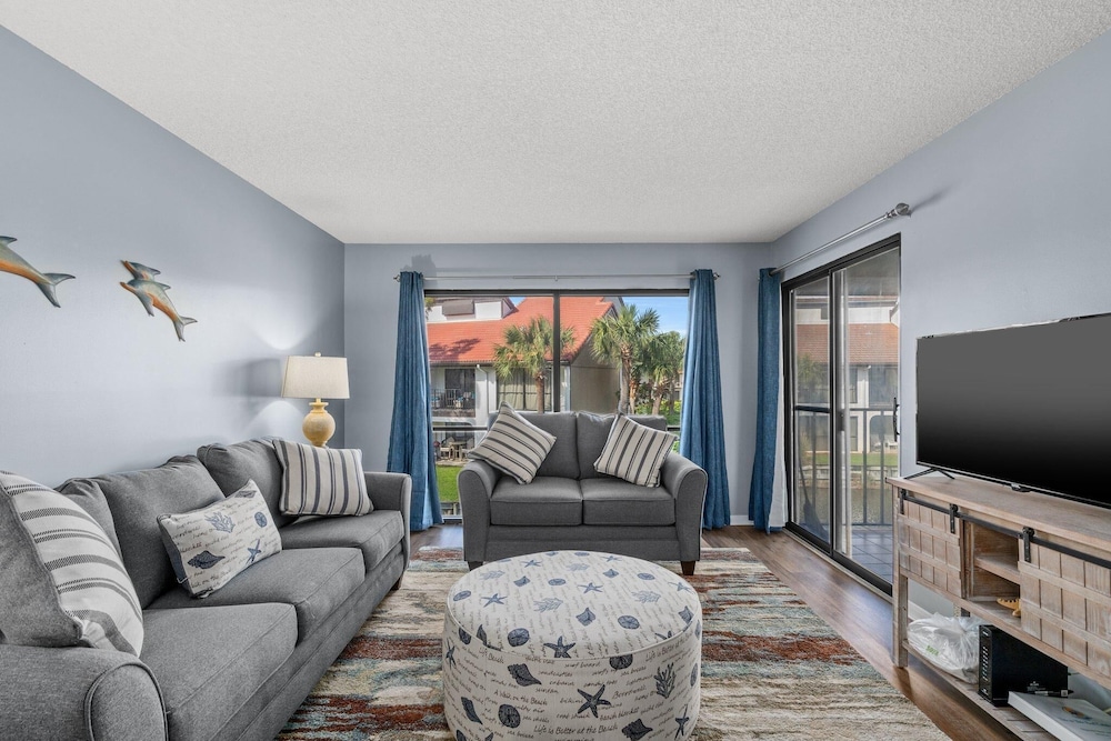 Edgewater Golf Villa 956
