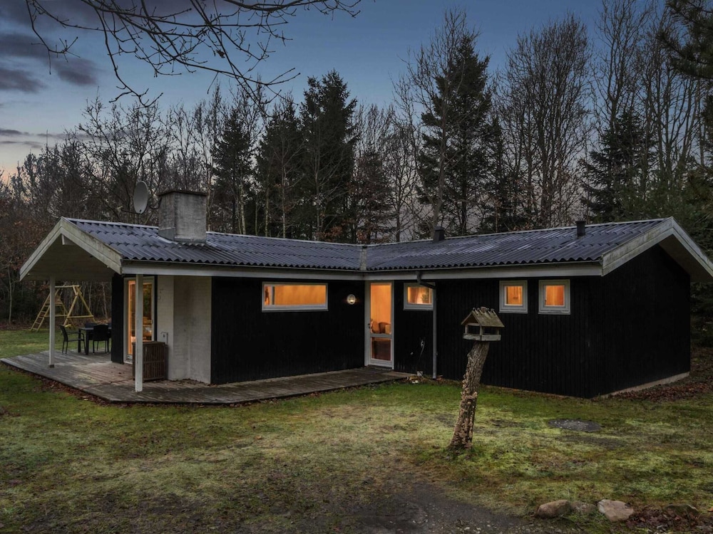 5 Star Holiday Home in Roslev