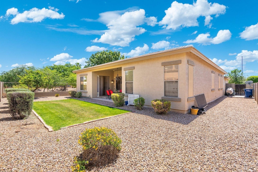 Dublin in Gilbert With 4 Bedrooms and 2 Bathrooms