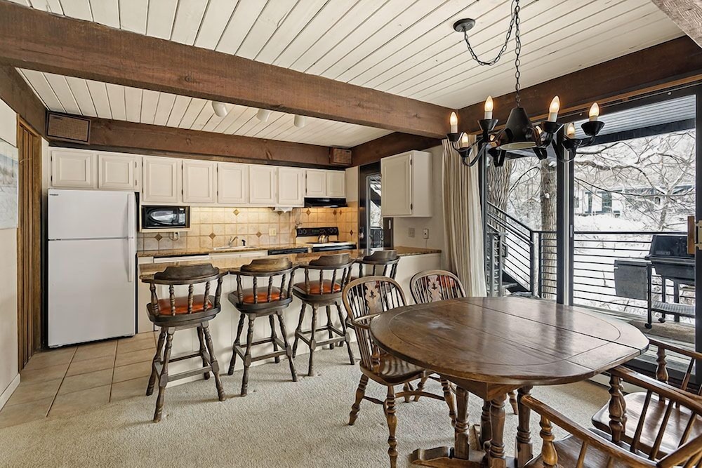 Chateau Eau Claire & Roaring Fork by Frias Properties
