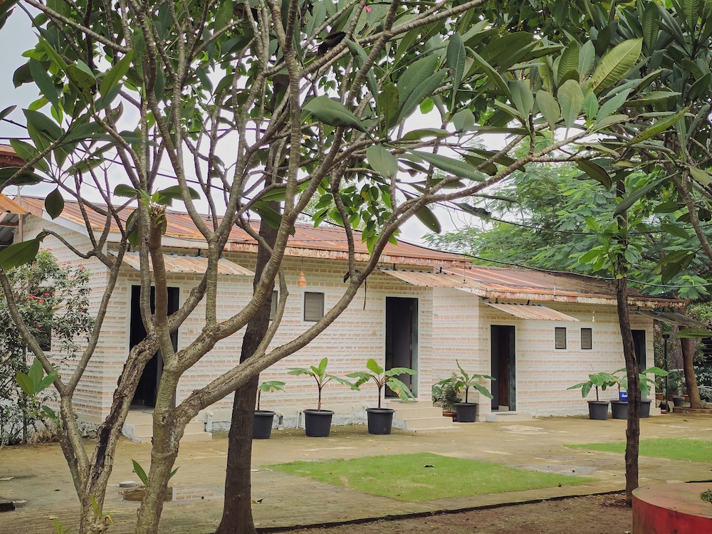 Green View Resort