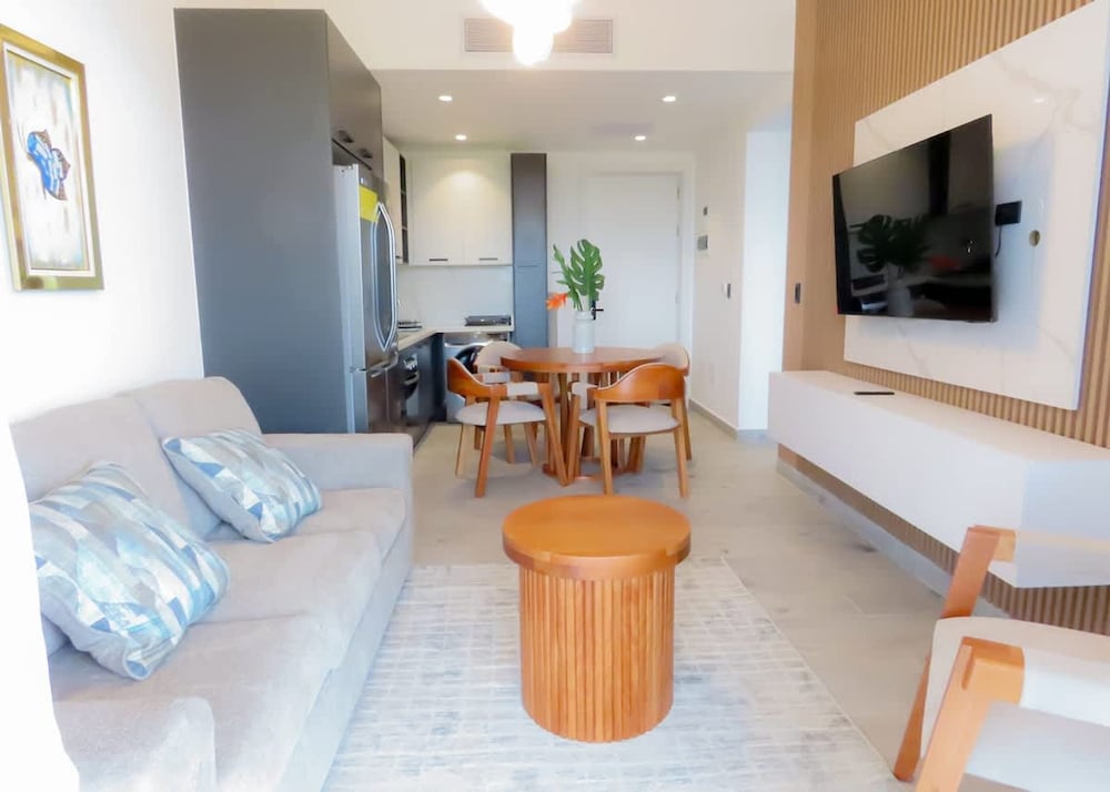 The Towers G406 NOK Fantastic 2BR Apartment by Vistacana Rentals