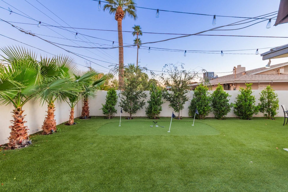 Desert Sands Heated Pool Firepit Old Town Putt Grn