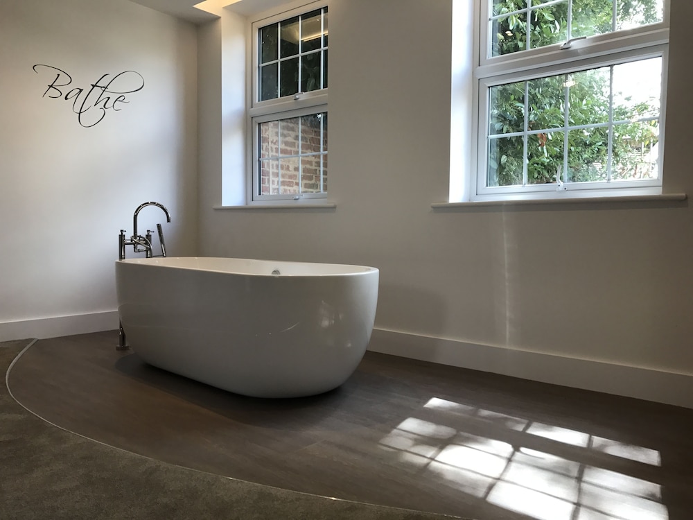 Unique Luxury Escapes