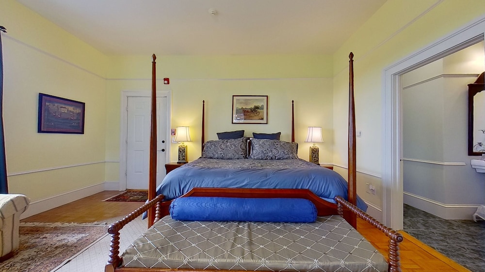 John Joseph Inn