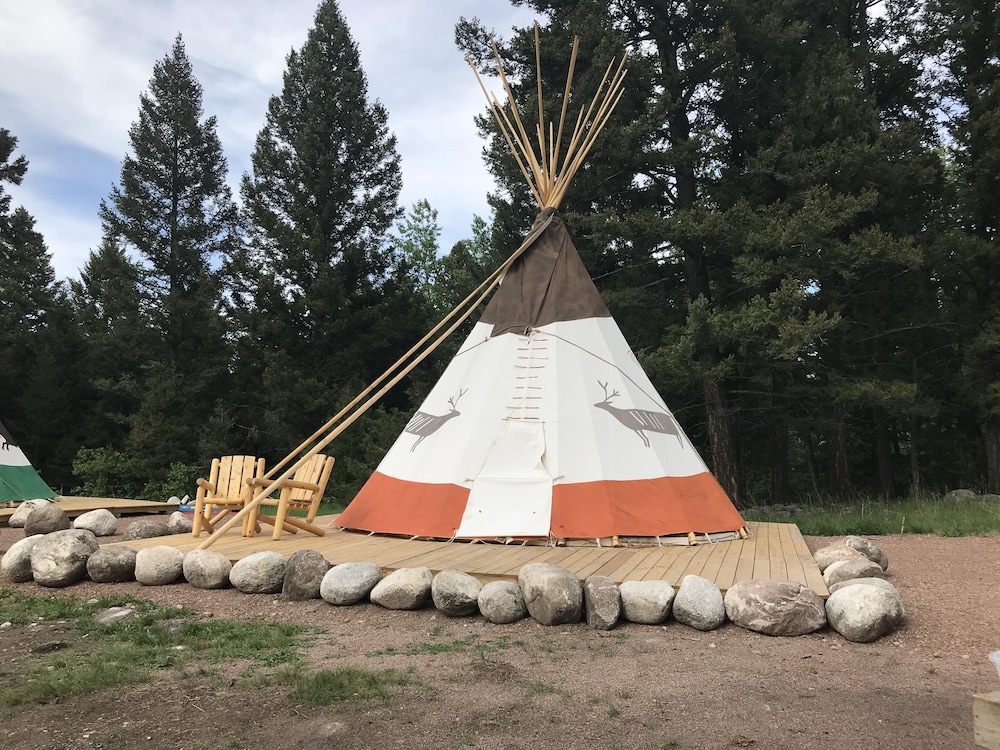 Boulder Creek Lodge - Campsite