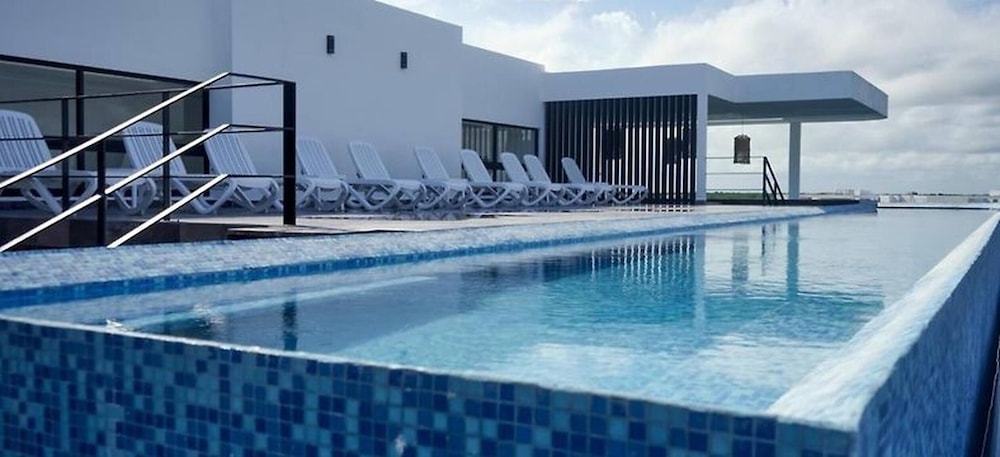 Perfect Studio Light and Nature in Aldea Zama