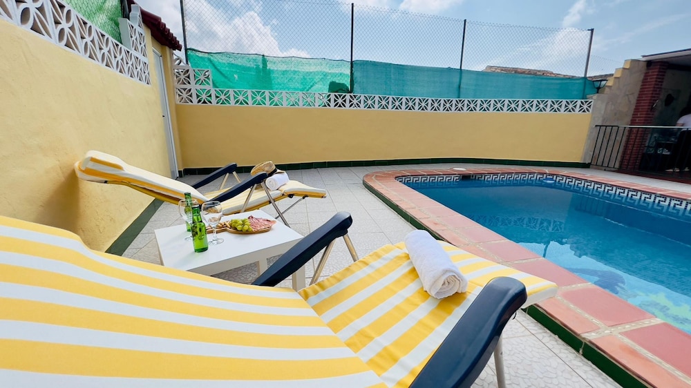 Casa Godoy con Piscina by At Home Costa del Sol