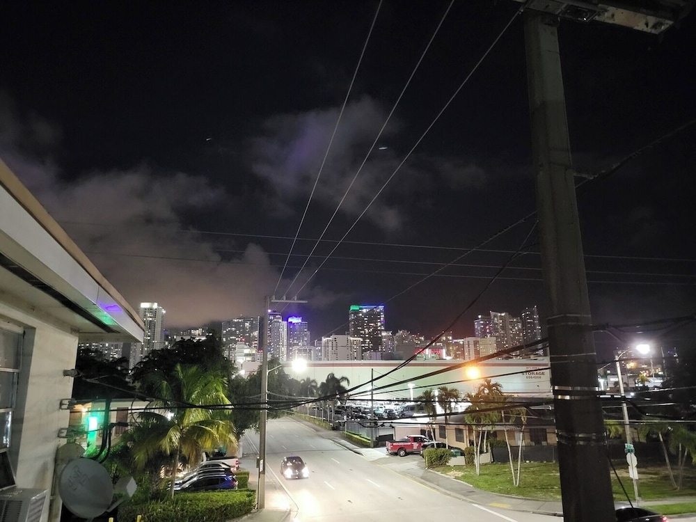 Little Havana 2BR Near Brickell & Midtown