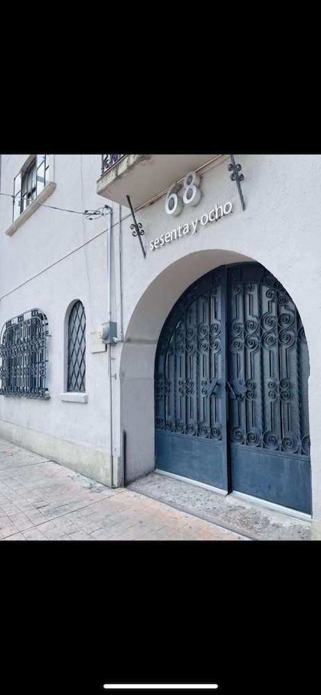 JEES B&B — Mexico City