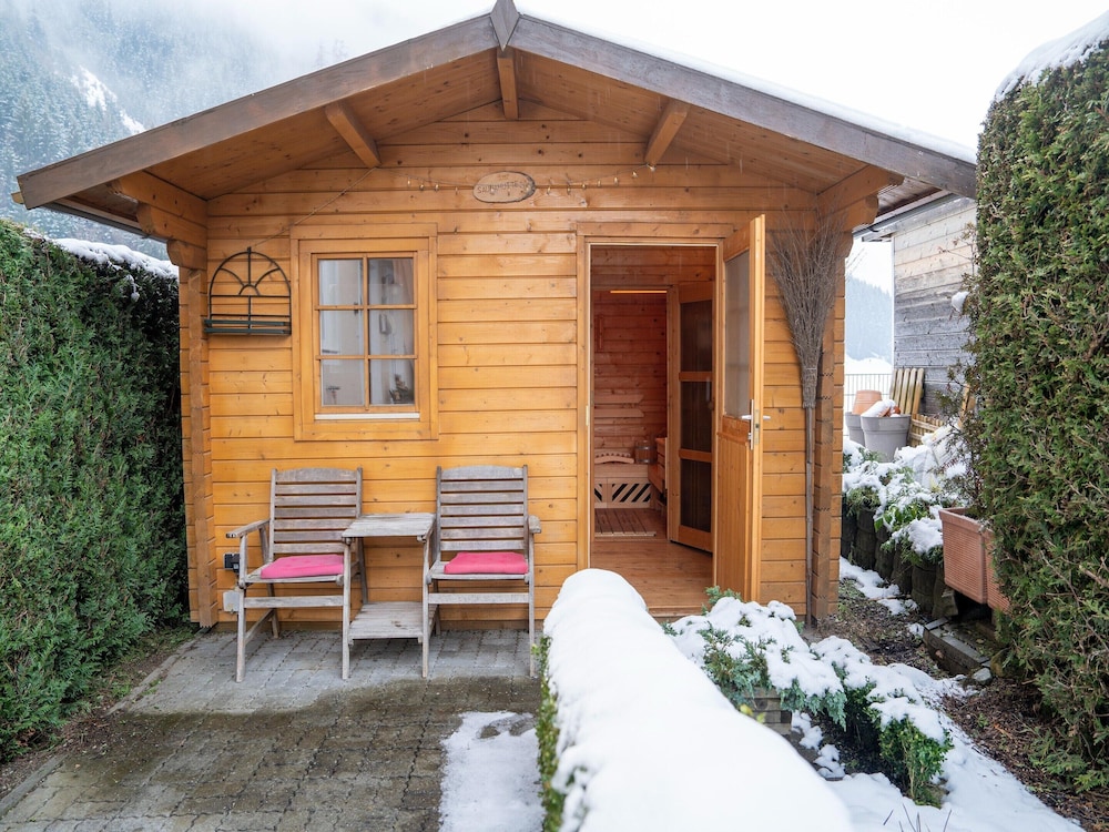Garden Apartment Near Wildkogel Ski-lift