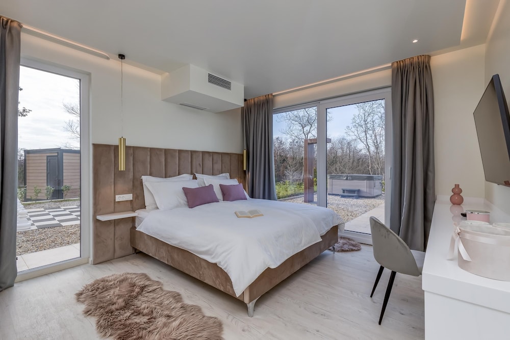 Luxury Villa Sonia With Wellness Gym