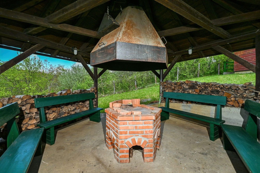 Hunting Lodge in Ribnja ka