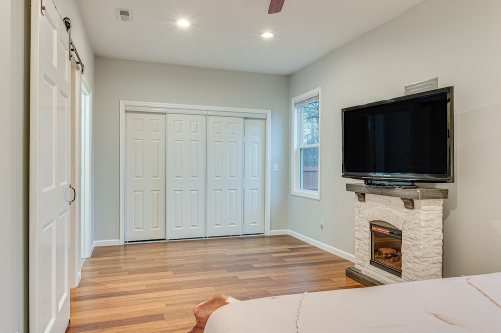 Indianapolis Home w/ Fire Pit: 3 Mi to Downtown! view 2