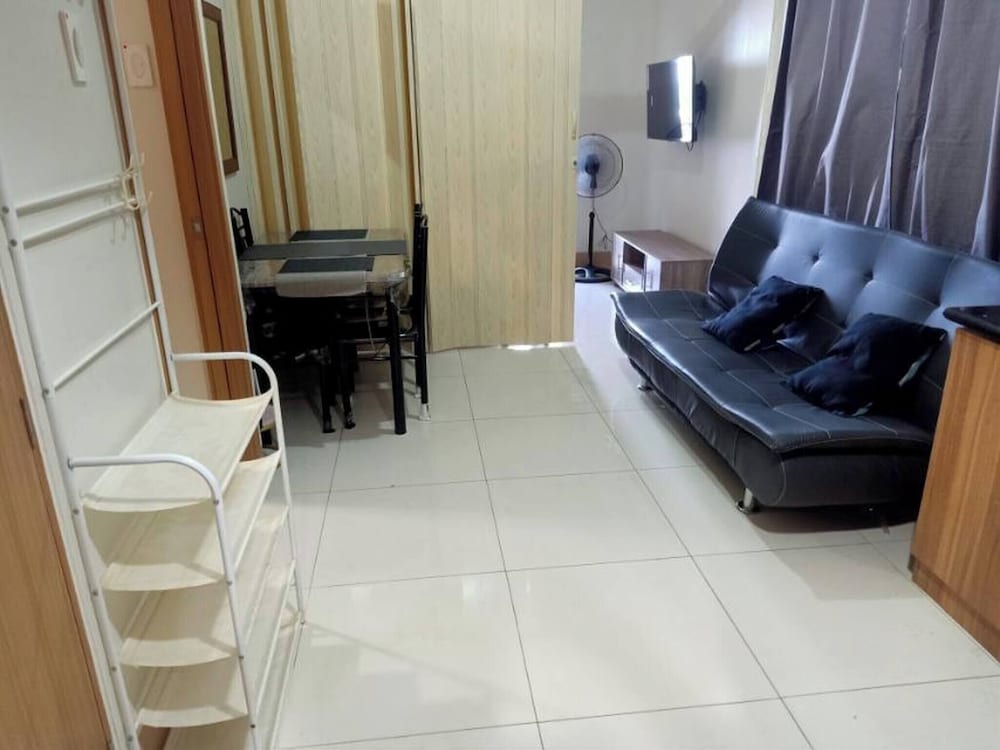 Len's Den3 2BR Condo Mall of Asia Manila