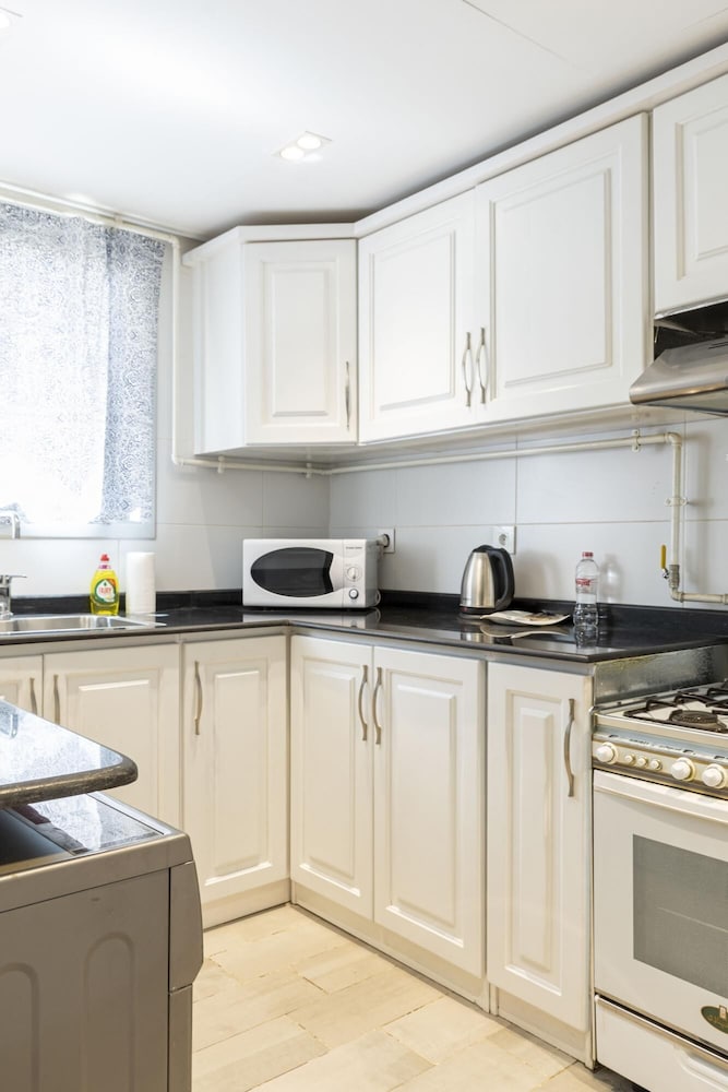 Vesta - Luxury APT - 3Br - CFC IX