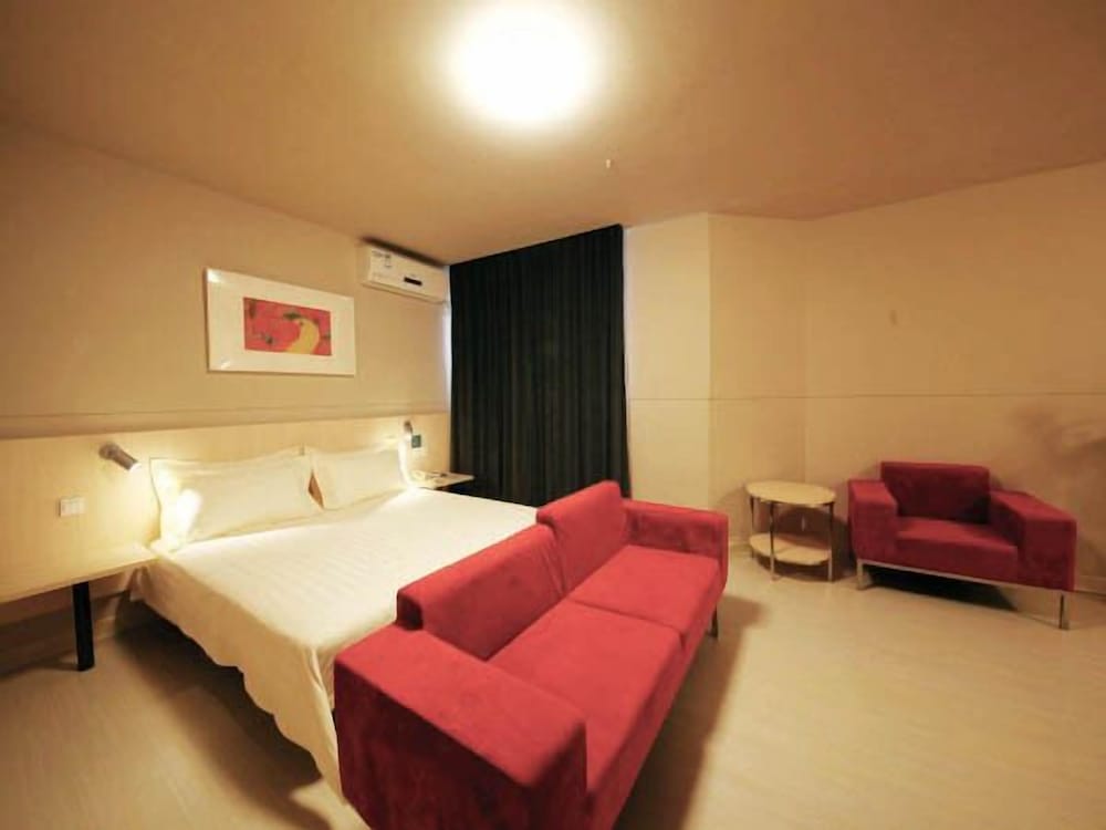 Jinjiang Inn Wuhan Jianghan Road Subway Grand Ocean Department Store