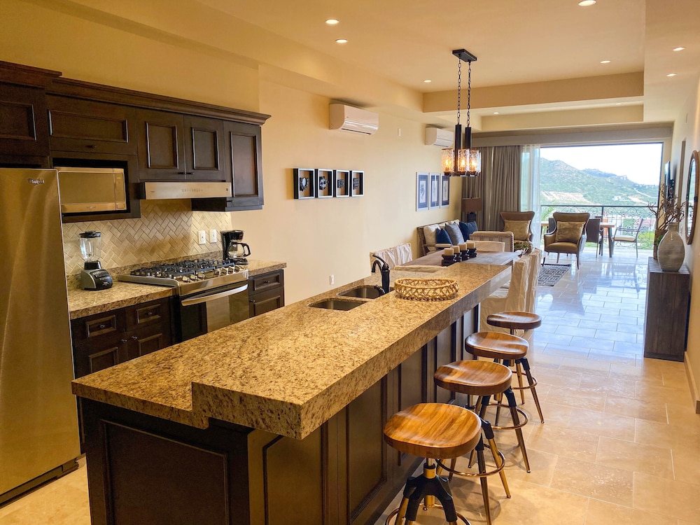 Quivira Los Cabos Condos & Homes - Vacation Rentals