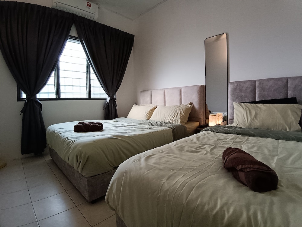 Jess Oasis Stay Tambun
