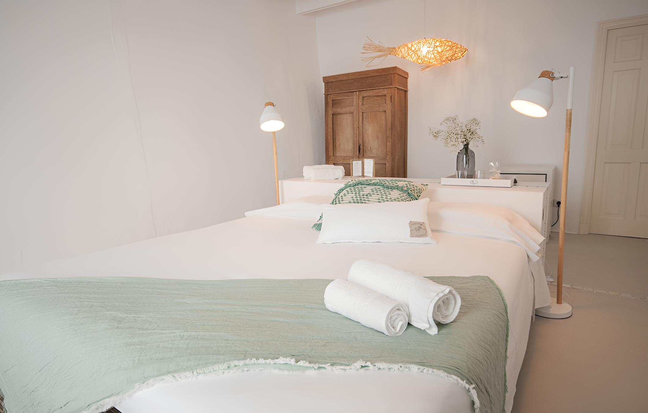 971 Hotel con Encanto