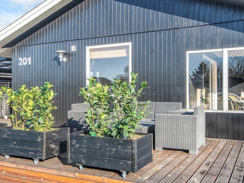 6 Person Holiday Home in Juelsminde