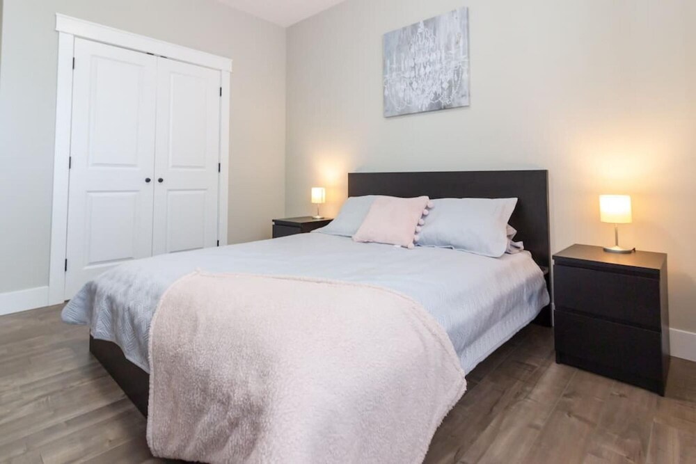 Saint John Vacations - The Best Rental in SJ w Parking Excellent Views Location - Property Image 4