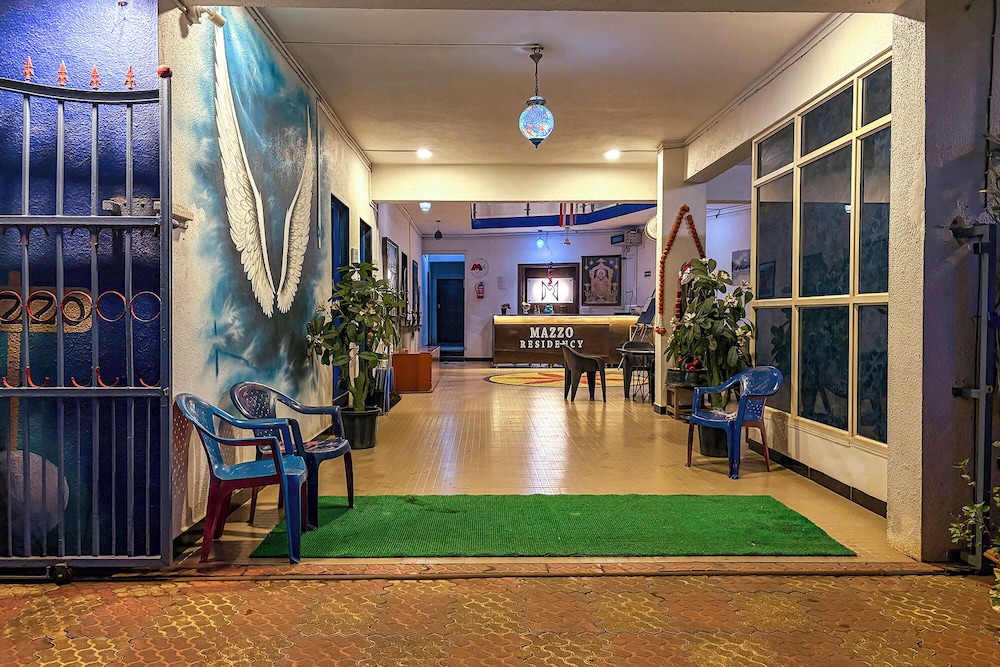 Fabhotel Mazzo Residency