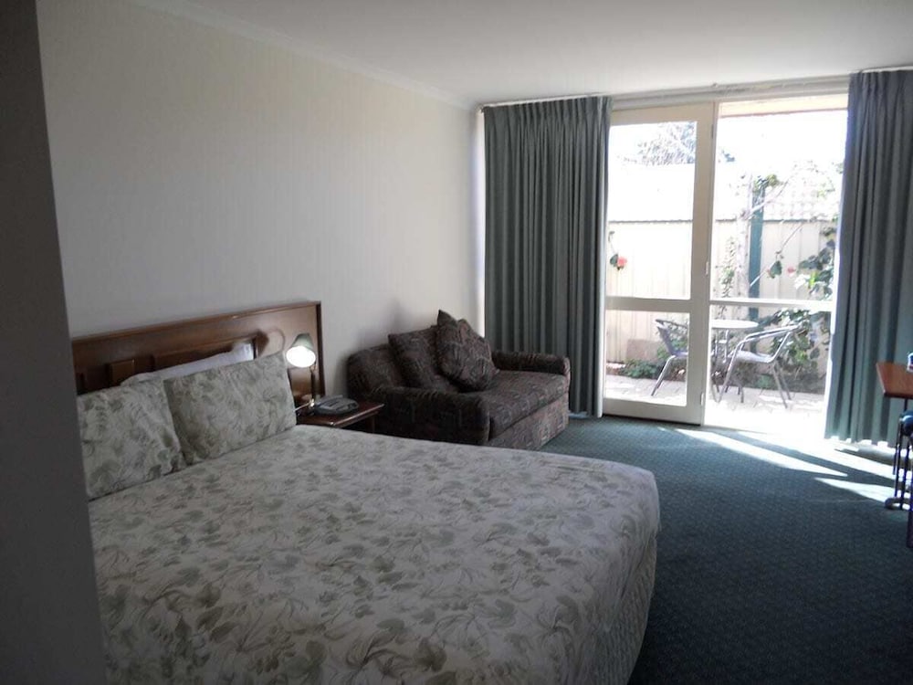 Cottonwood Motor Inn