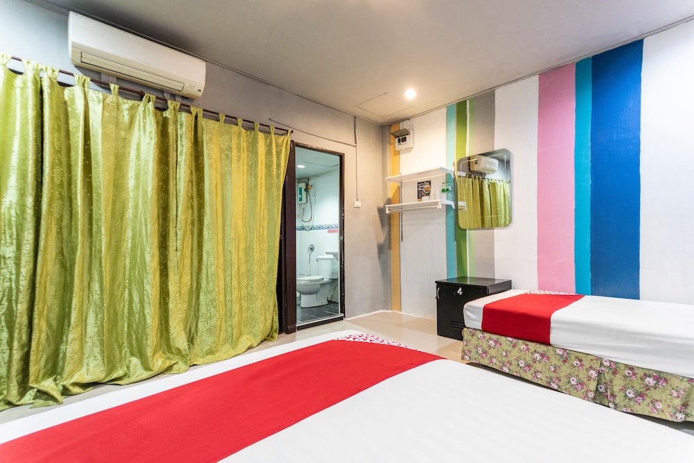 OYO 75304 Riverside Guesthouse