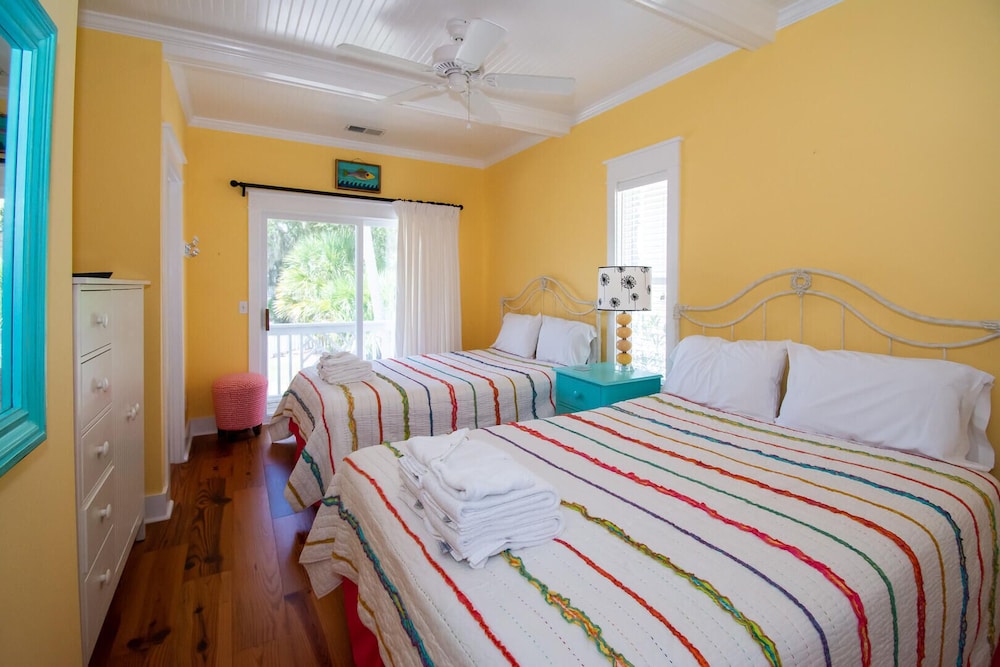 46 Davis Love Cottage view 3