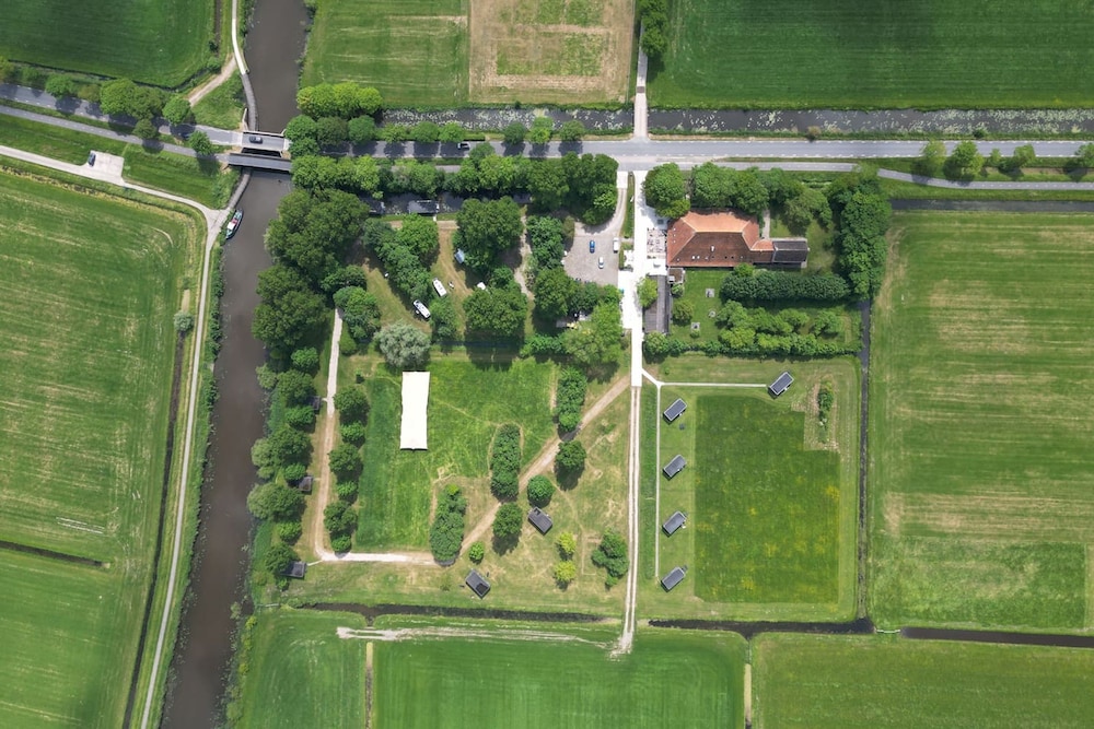 Woonboerderij bij Leeuwarden Natuur 11stedenwater