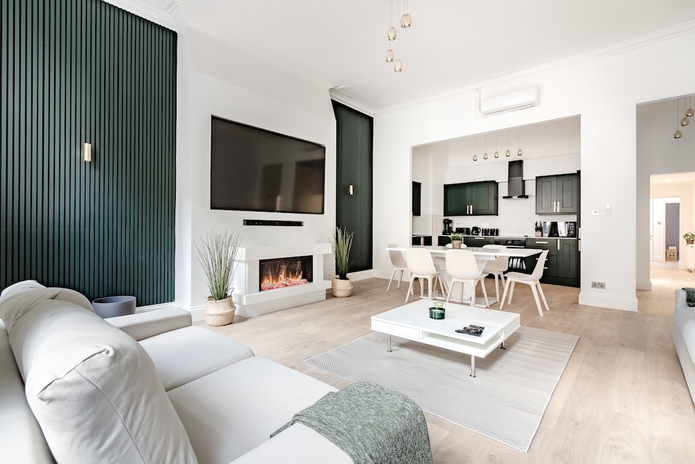Luxury Apartment in Central London