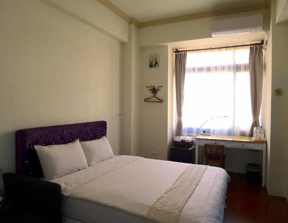 Amicasa Guesthouse