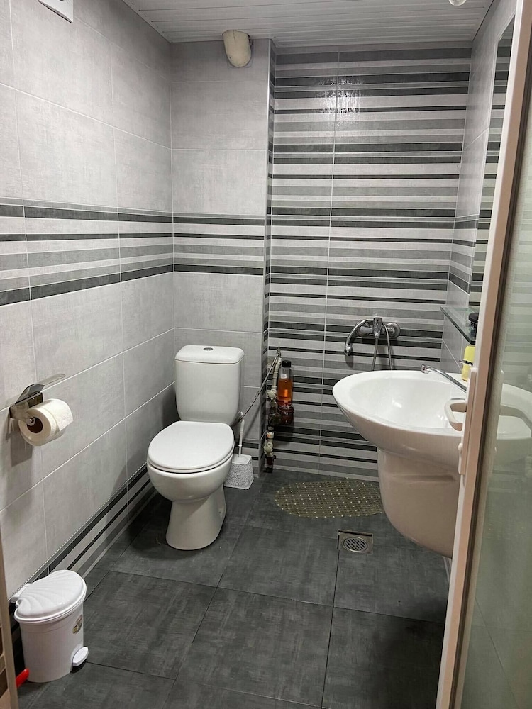 Ohrid Cozy Escape Modern Apartment for a Perfect Stay