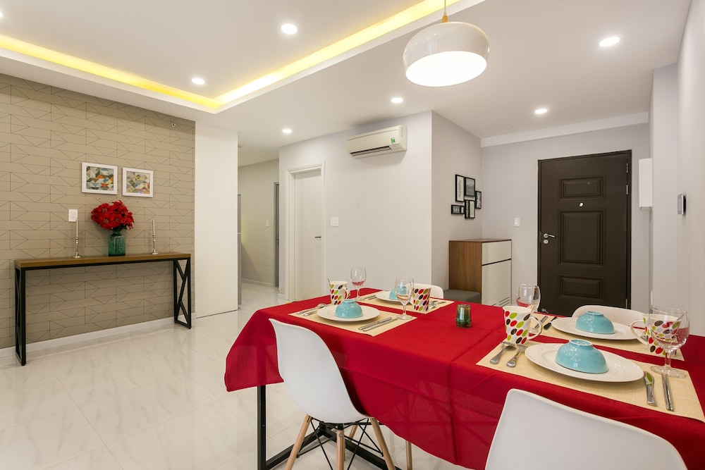 Jennifer Apartment Luxury 2BR SW Pool
