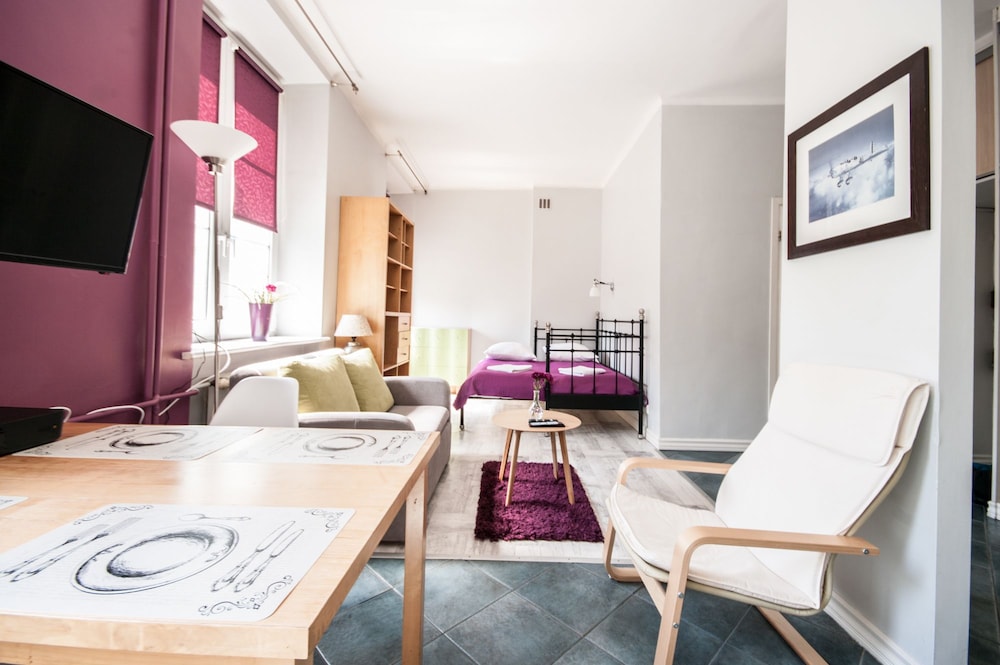 Elegant Apartment Warsaw Promenade view 5