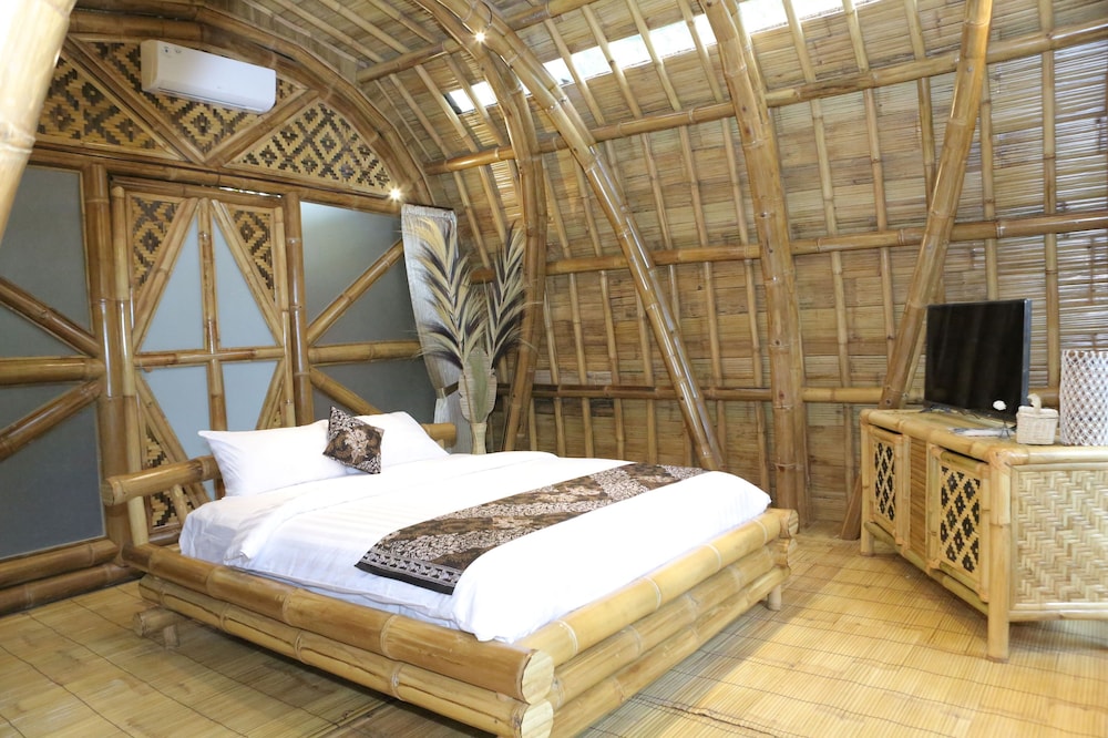 The Osing Bamboo - A Liberta Collection