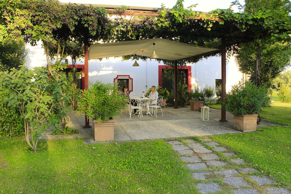 Bio Agriturismo Tirtha